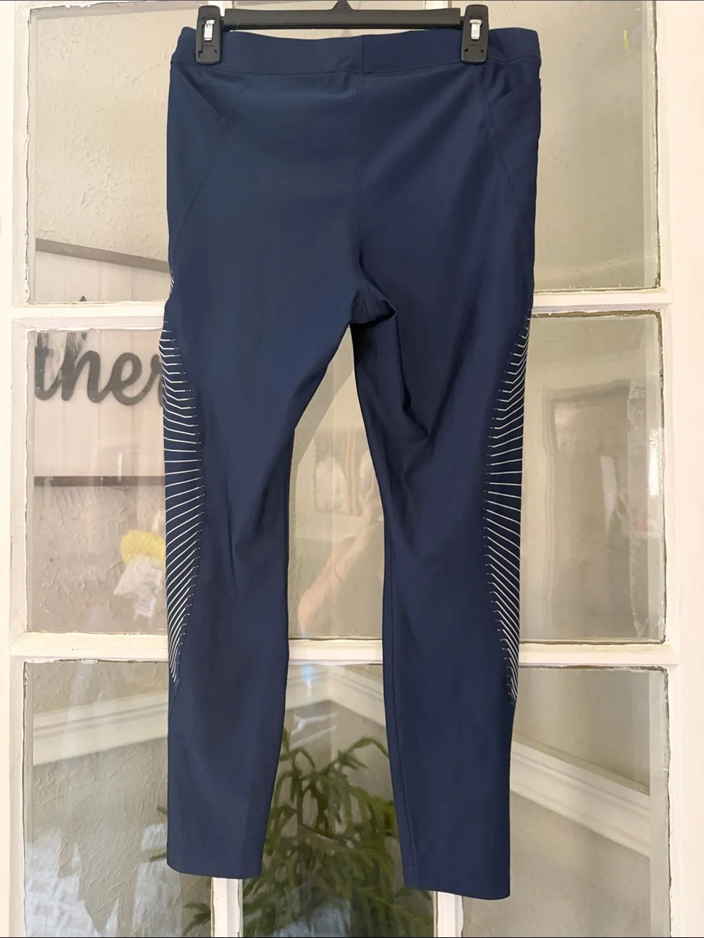 Nike Running Women’s Navy Performance Training with Pockets